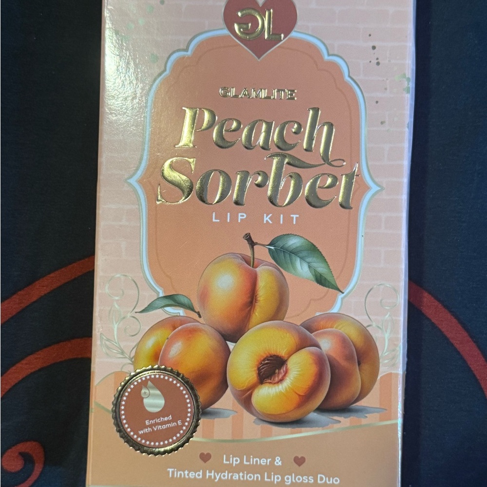 GLAMLITE Peach Sorbet Lip Kit - Peach